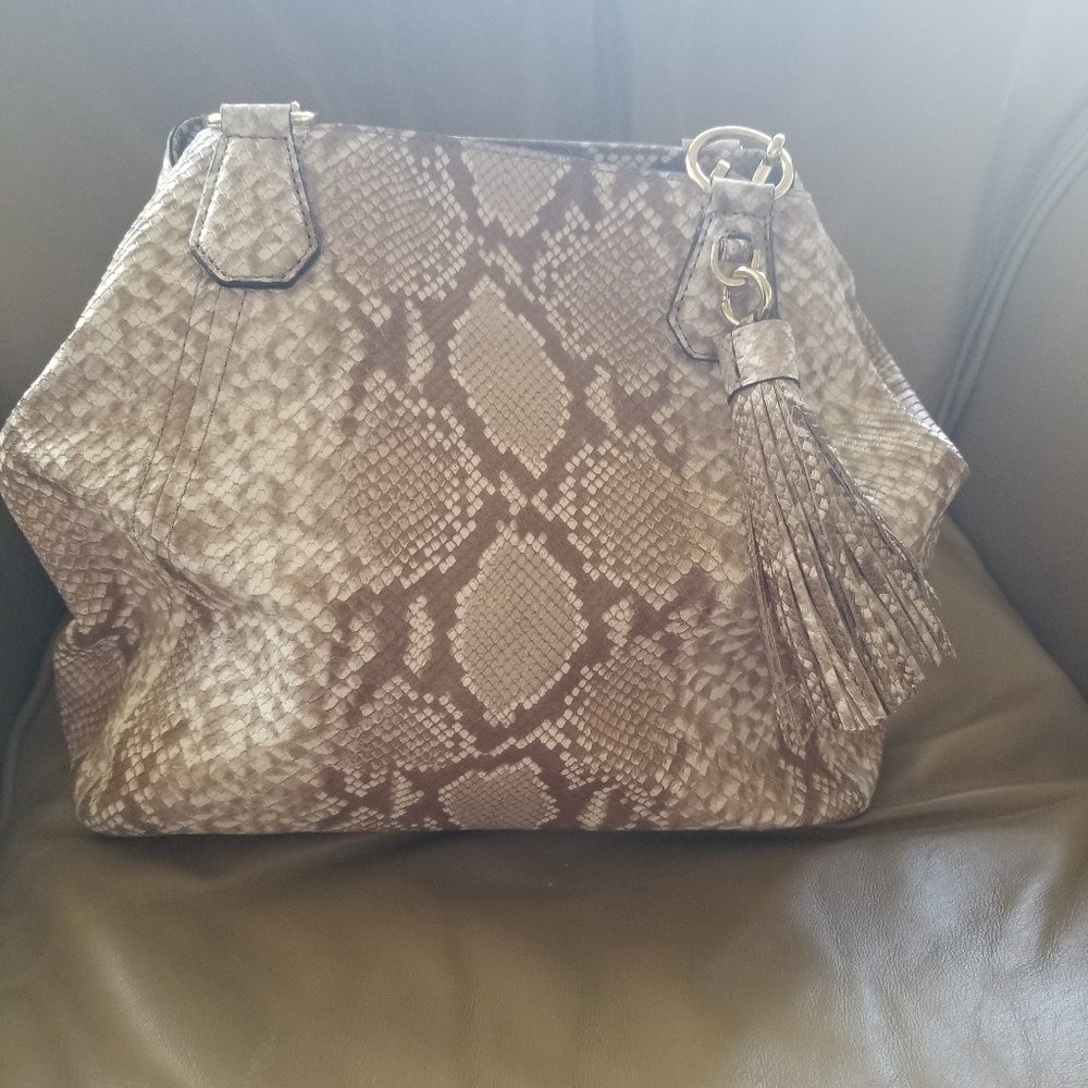 Handbag